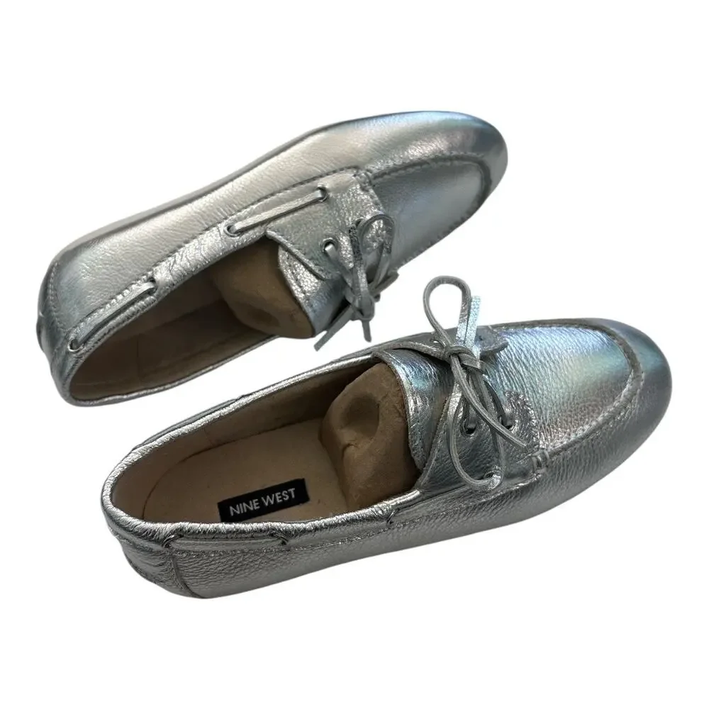 Nine West Women's Yacht Slip-On Boat Shoes Silver Leather Size 9 1/2 Loafers